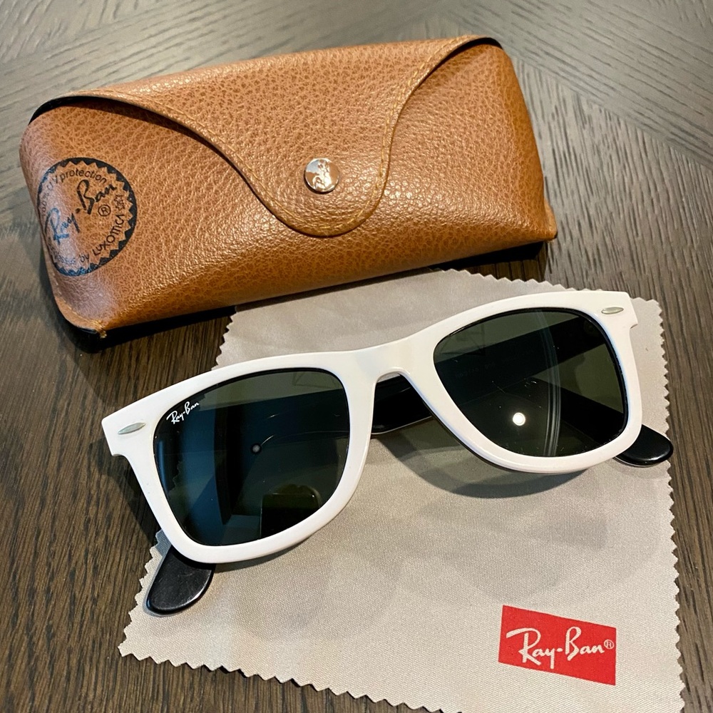 Ray-Ban White Original Wayfarer